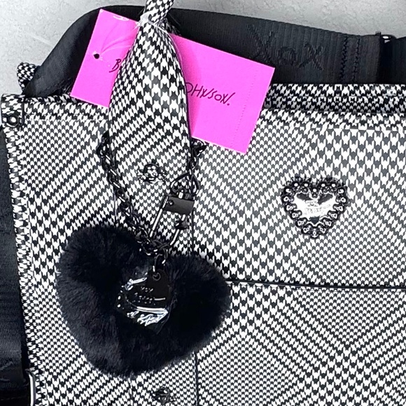 Betsy Johnson Black&White houndstooth ☠️ skull tote,purse,bag,coinpurse,keychain - Picture 12 of 13